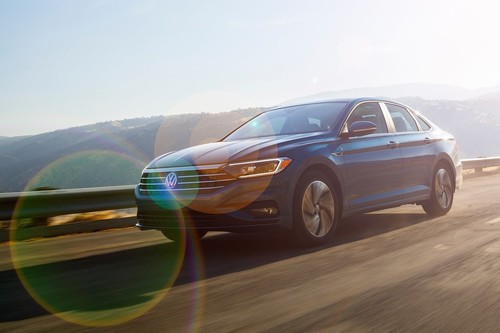 Analizamos la gama del Volkswagen Jetta 2019, un superventas con ánimo de superación personal