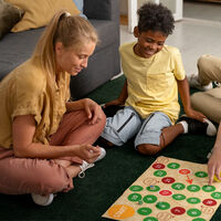 Por qué es bueno para los niños jugar con reglas: la psicología detrás de los juegos estructurados 