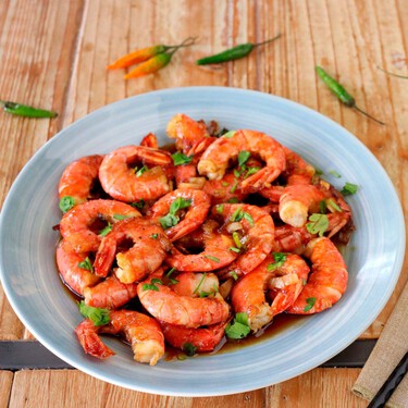 Las gambas al ajillo son una tapa maravillosa, pero con este toque vietnamita están aún más ricas
