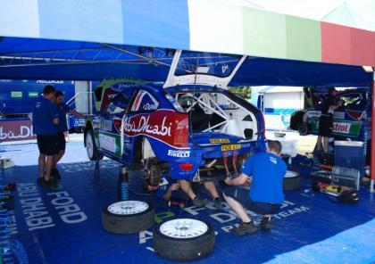 Francois Duval comienza marcando el ritmo en el Shakedown