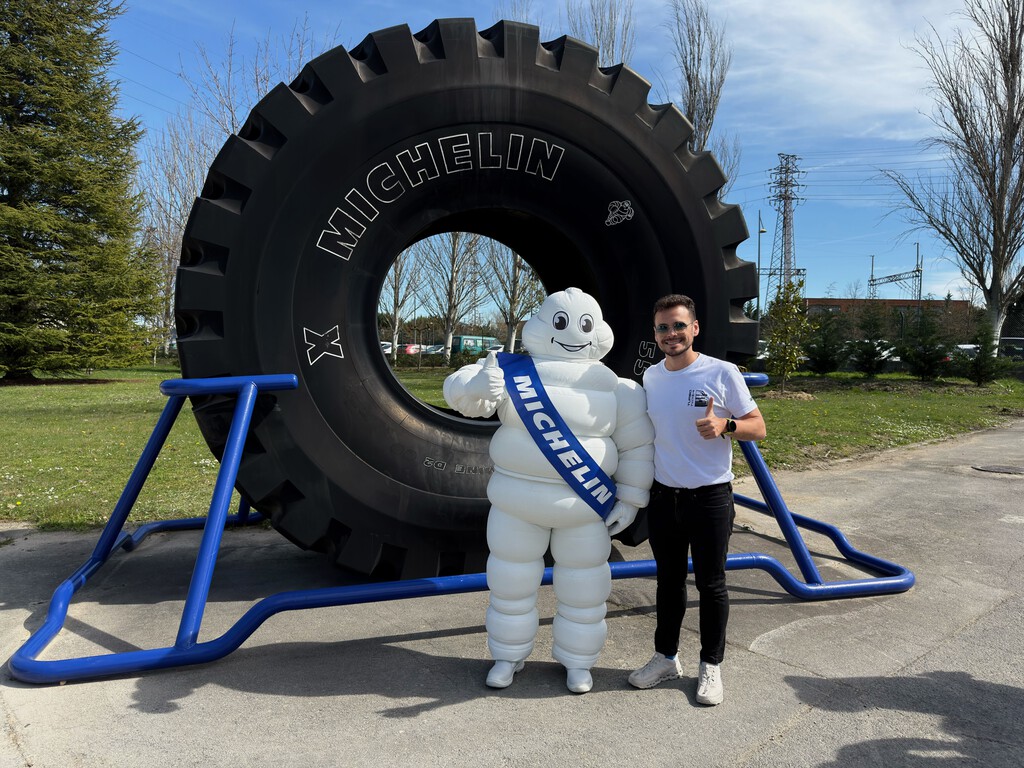 Ruedas con chips RFID y ocho millones de cubiertas al año: una paseo al corazón de la planta de Michelin en Vitoria