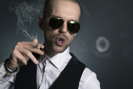Las personas más narcisistas son precisamente los que menos pensamiento crítico tienen
