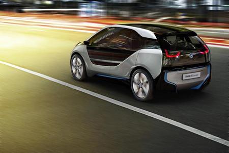 BMW i3 atrás