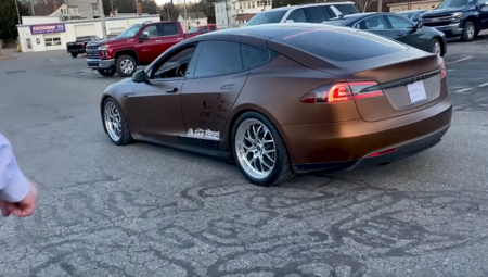 Tesla Model S V8 2