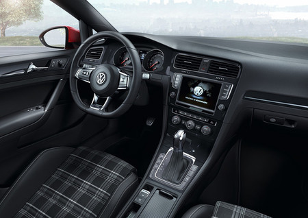 Volkswagen Golf GTD 2013, vista interior