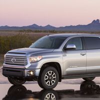 Le metió tantos kilómetros a su pick-up de Toyota que el odómetro ya no avanza. La marca le regaló una camioneta nueva y hoy ha vuelto a “topar” el kilometraje