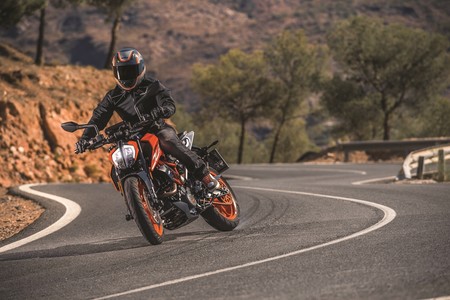 Ktm 390 Duke 2017 004