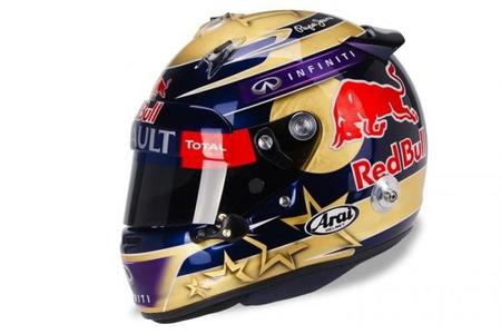 Un casco con oro de 24 kilates para Sebastian Vettel