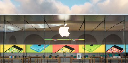 Apple Store green