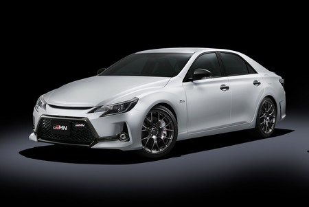Toyota Mark X GRMN: una berlina con motor V6 atmosférico de 318 CV, sólo para el mercado japonés
