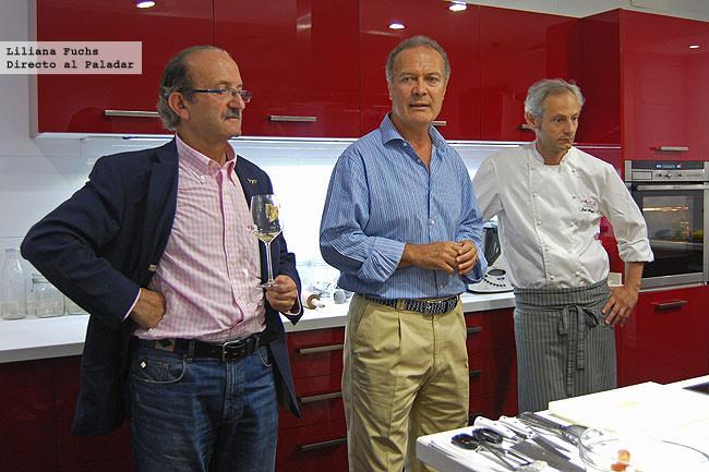 Jesús Almagro presenta las bondades de los recipientes cerámicos Fizpílar con un taller de cocina de verano