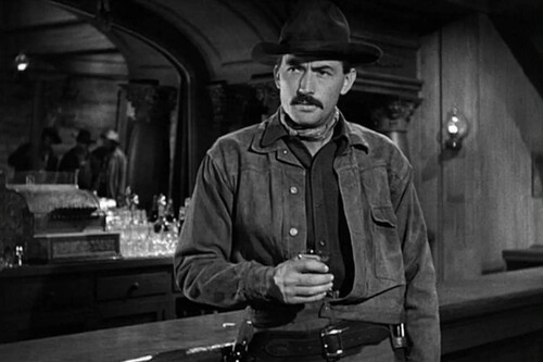 Esta película del oeste con Gregory Peck fracasó en taquilla por culpa de su bigote "feo de morsa". Y es una pena porque es un western estupendo