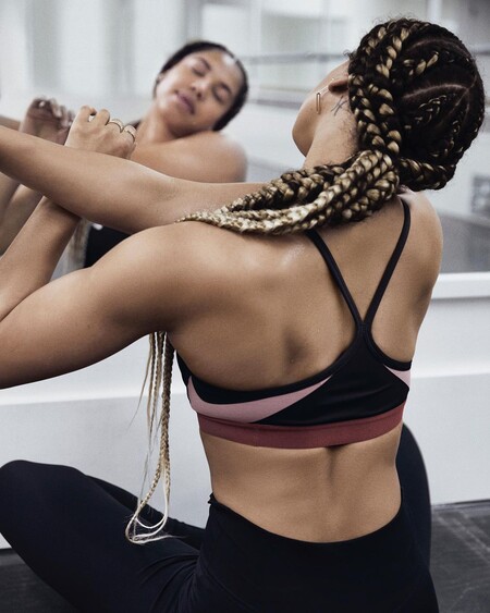 Siete sujetadores deportivos con distintos niveles de sujeción que fichamos en las rebajas de Nike