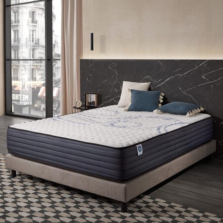 Cama