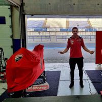 La nueva bestia está viva: mientras Ducati lucha por MotoGP en Sepang, la moto de 2023 ya rueda en Jerez 