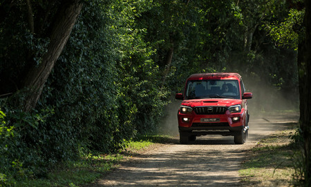 Mahindra GOA Pick-Up Plus 2019