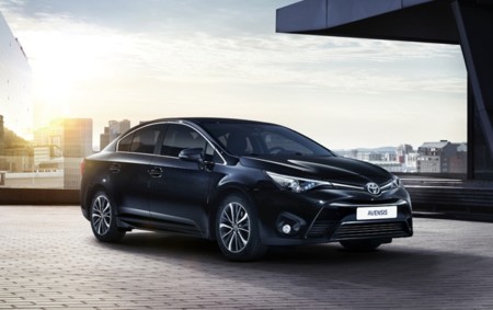 Nuevo Avensis 2015, analizamos todas sus novedades