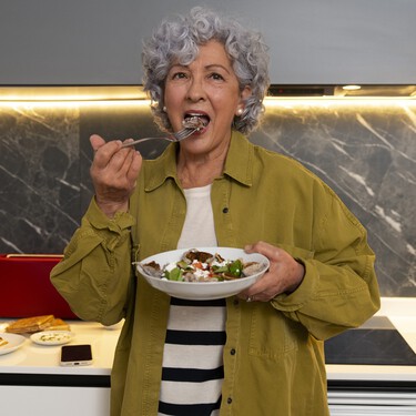 Los mejores alimentos para la menopausia que desinflaman y ayudan a regular las hormonas