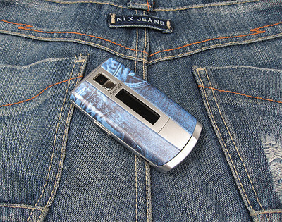 Samsung SGH-Z248, con carcasas intercambiables