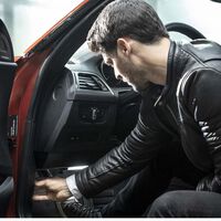 Me he cansado de llevar mi coche al taller para que le borren fallos. Con este aparato, hago la diagnosis yo mismo en cualquier sitio