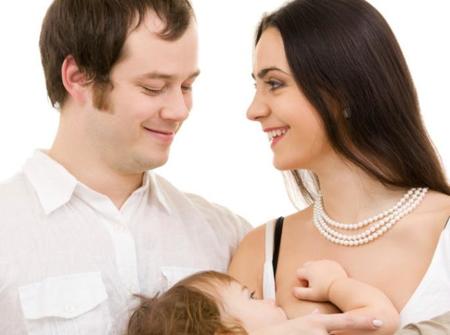 ¿Cómo puedo disfrutar del permiso de lactancia? Claves legales que debes conocer