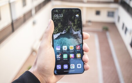 Smartphones 5G rebajadísimos, un smartwatch por 23 euros y auriculares Bluetooth por 13 euros: mejores ofertas Xiaomi hoy