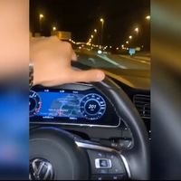 Un conductor se graba conduciendo a 202 km/h y es detenido por la Guardia Civil... gracias a su propio vídeo