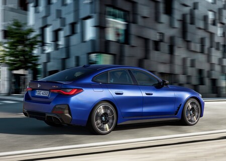Bmw I4 2022 1600 14
