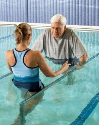 Las ventajas de la fisioterapia acuática