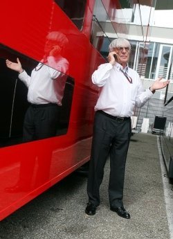 Bernie Ecclestone se muestra a favor de las órdenes de equipo