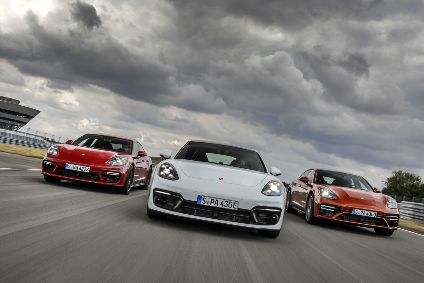 El Porsche Panamera 2022 actualiza rostro y dinámica: estos son sus precios en México