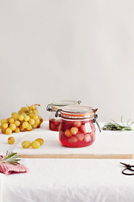 Paseo por la gastronomía de la red: dulces uvas para Navidad y Año Nuevo