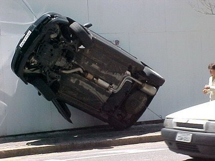 Volkswagen Touareg colgado