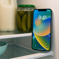 Se ha puesto de moda meter el iPhone en la nevera: esto es lo que hay hacer en realidad si quieres enfriarlo