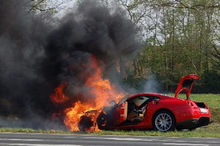 Ferrari 599 GTB, también a la hoguera