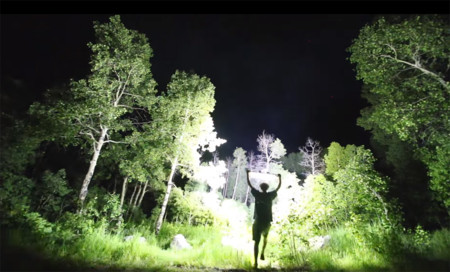¿Quieres iluminar una montaña? Esta es la luz que necesitas...