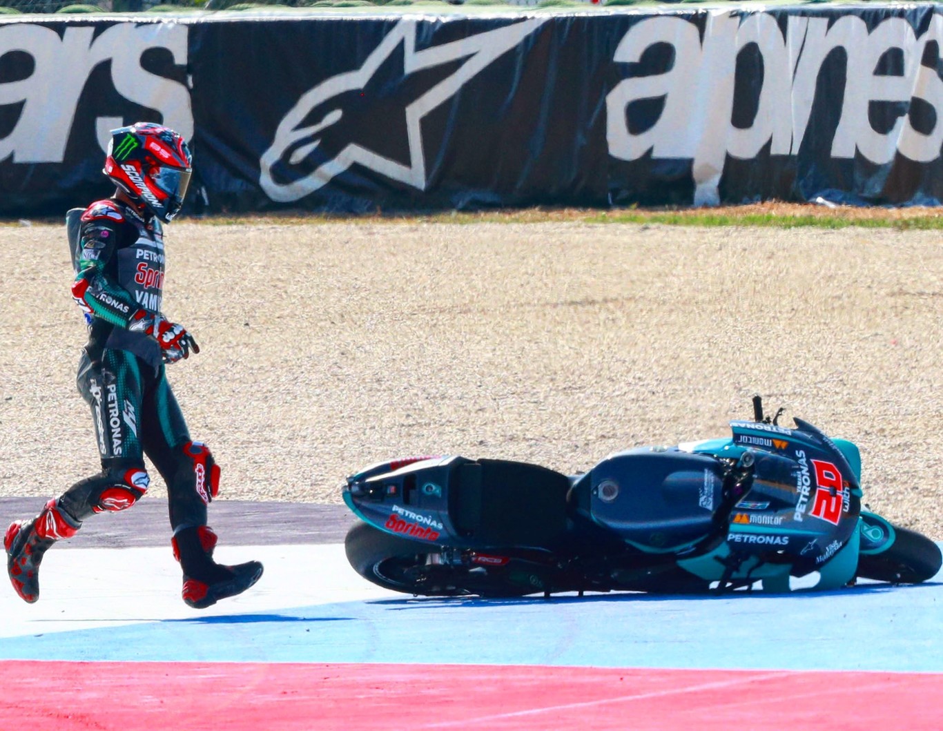 La dejación de funciones de Fabio Quartararo y Maverick Viñales arroja la sombra de una duda sobre el futuro de Yamaha