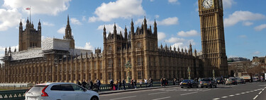 Reino Unido quiere imponer el coche eléctrico a la fuerza con esta ley. De momento, no salen las cuentas 