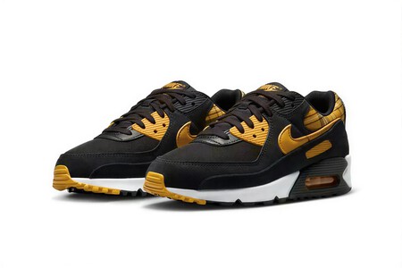 Nike Nos Adelanta Las Zapatillas Mas Urbanas Que Llevaremos En Otono Una Version Unica De Las Air Max 90 Que Sacaran Tu Lado Mas Grunge 2