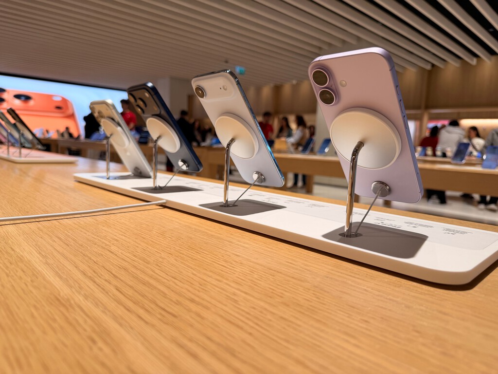 Los precios de la memoria están descontrolados. Según Kuo, Apple prepara un escudo para que el iPhone 18 no cueste ni un euro más 