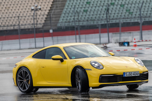 Las 6 claves tecnológicas del Porsche 911 992, que lo hacen mejor y lo preparan para la hibridación