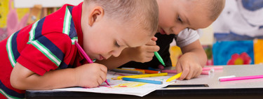 Gemelos y mellizos podrán ser escolarizados en la misma clase el próximo curso 2020-2021 en la Comunidad de Madrid