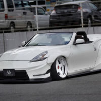Sí, sí, 'esto' es un Nissan 370Z, no es de un cómic Manga
