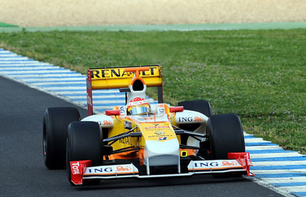 Fernando Alonso confirma la mejoría del R29 en Jerez