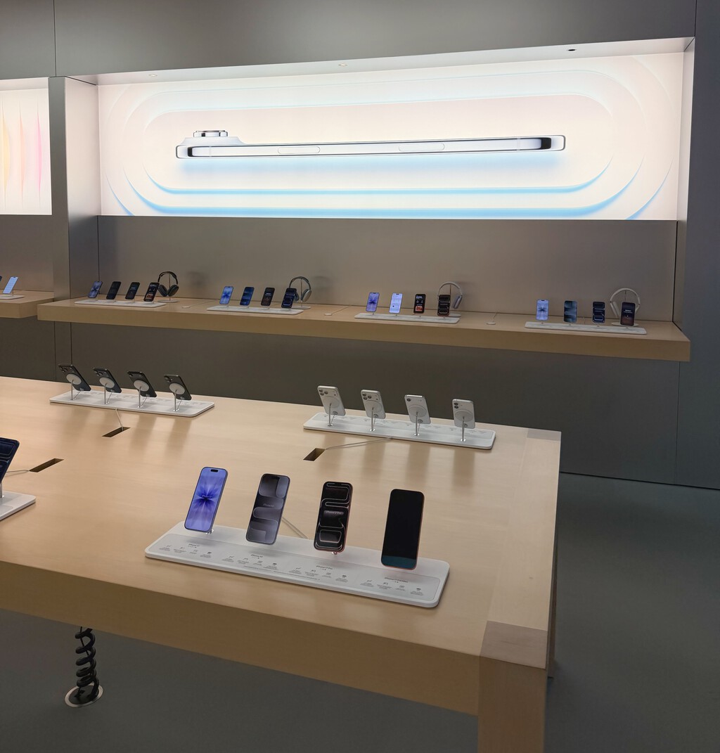 La Navidad se enciende en las Apple Store, y con ella se apaga la esperanza: ni rastro del nuevo Apple TV y HomePod mini