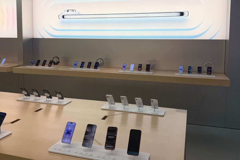 La Navidad se enciende en las Apple Store, y con ella se apaga la esperanza: ni rastro del nuevo Apple TV y HomePod mini