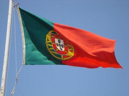 Portugal ve rebajada la calificación de su deuda, todos a temblar otra vez