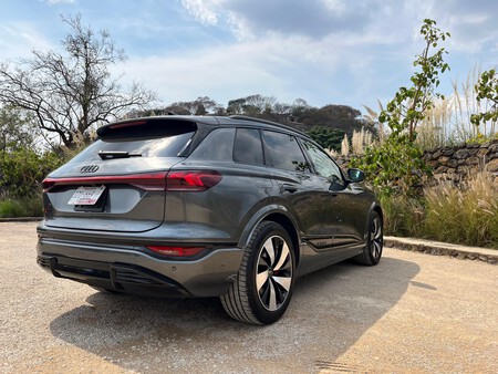AUDI4