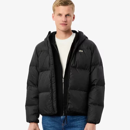 Chaqueta acolchada corta con capucha hidrófuga 