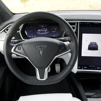 EEUU tacha a Tesla de "irresponsable" por utilizar a los clientes como beta-testers del nuevo Autopilot